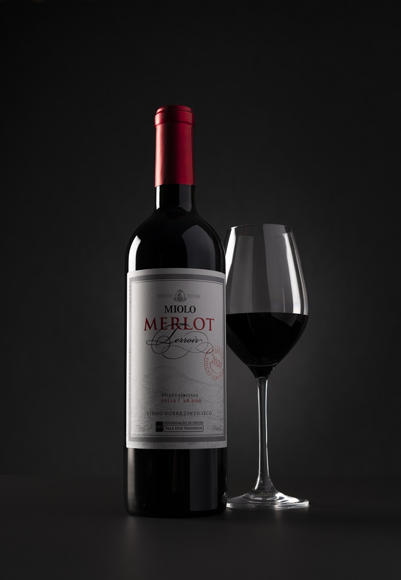 Vinho Miolo Merlot Terroir: o ícone que nasce de quatro vinhedos ...